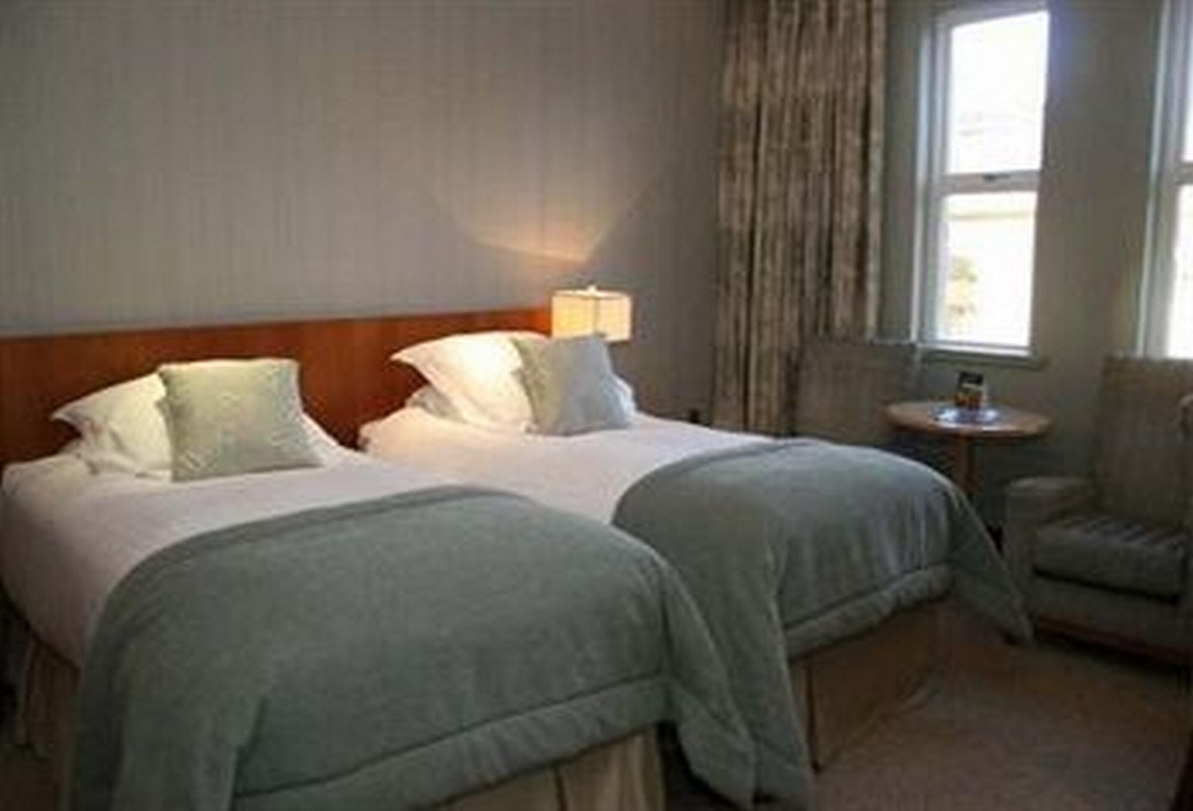 The Culloden Estate And Spa Holywood  Exteriér fotografie A room at the hotel