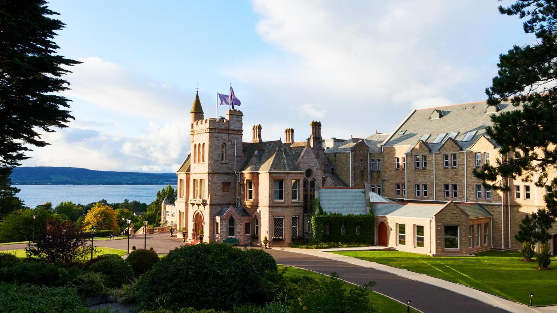 The Culloden Estate And Spa Holywood  Exteriér fotografie The main hotel building