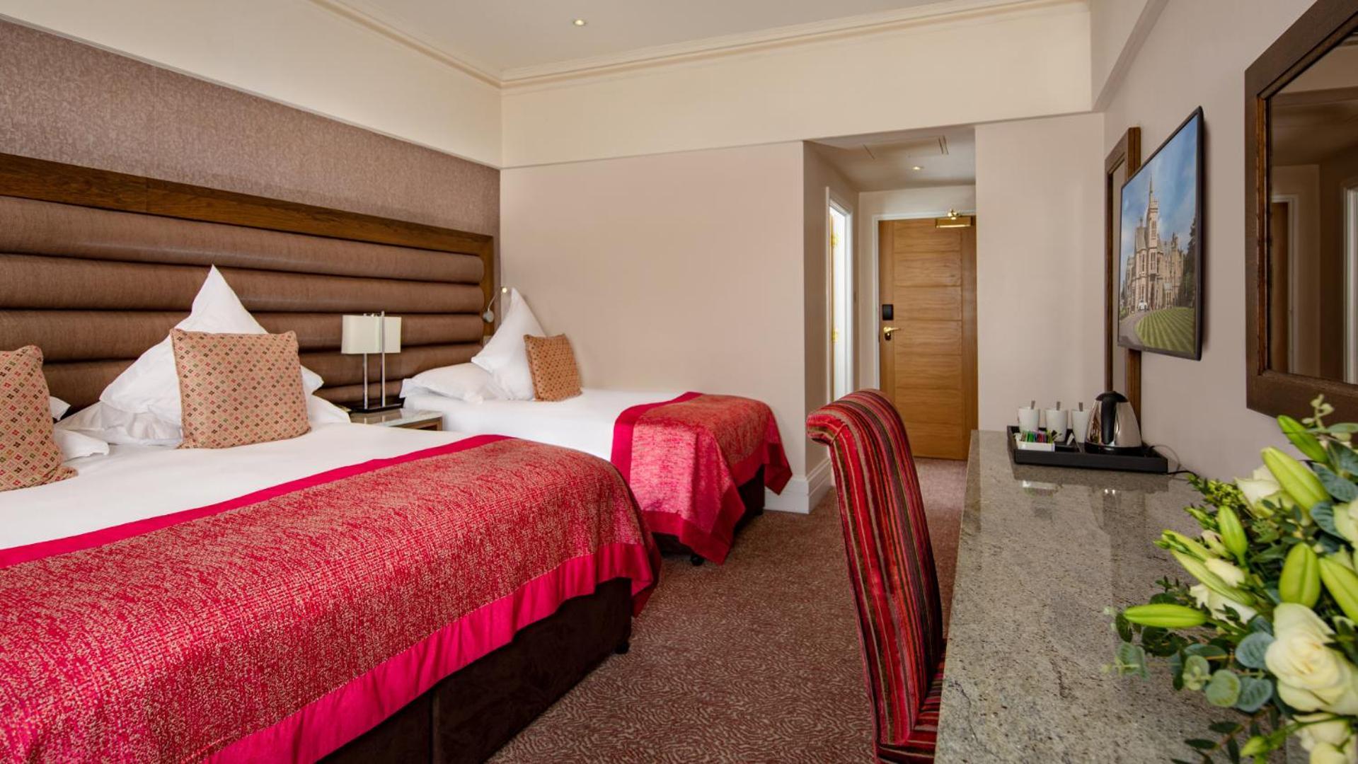 The Culloden Estate And Spa Holywood  Exteriér fotografie A room at the hotel