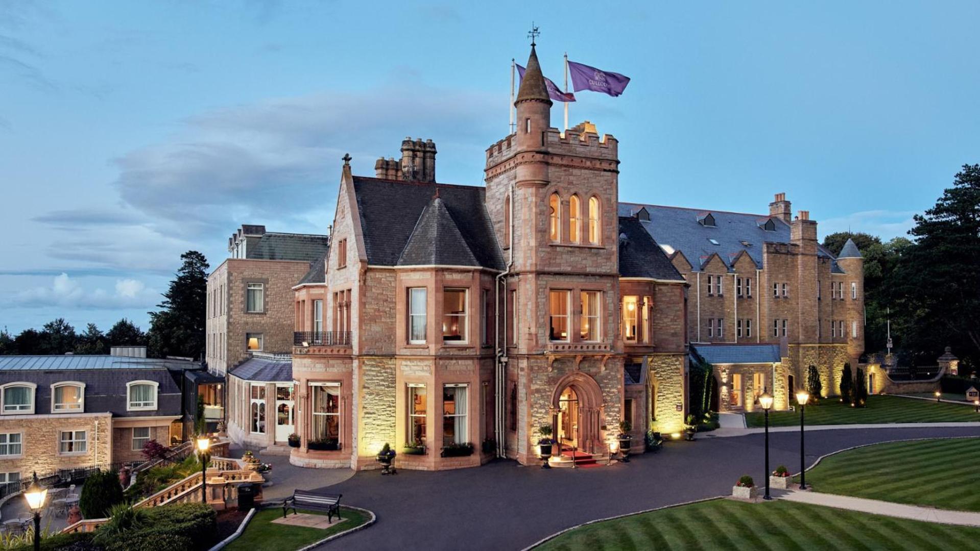 The Culloden Estate And Spa Holywood  Exteriér fotografie The main entrance of the hotel