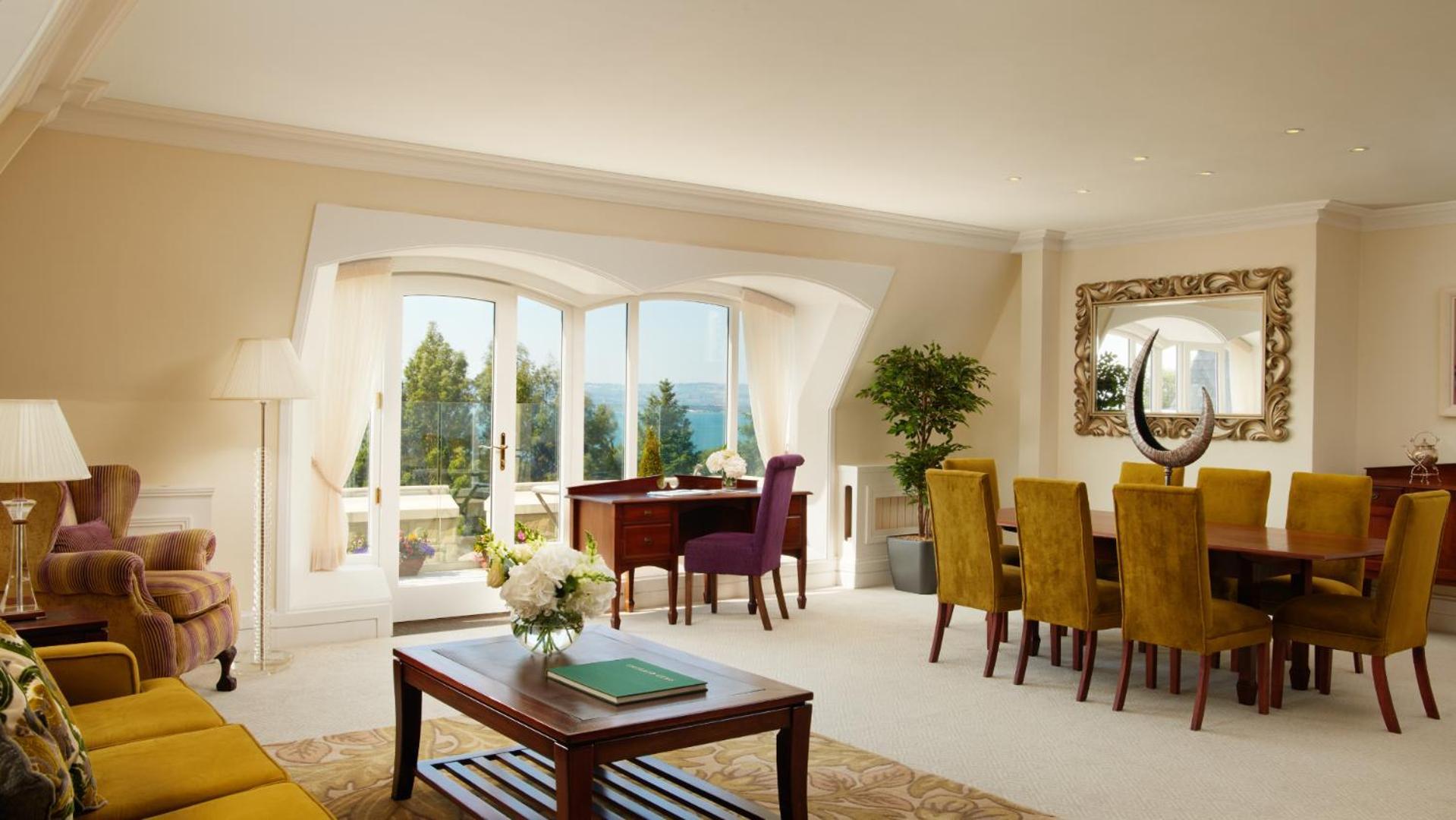 The Culloden Estate And Spa Holywood  Exteriér fotografie Interior of a typical apartment