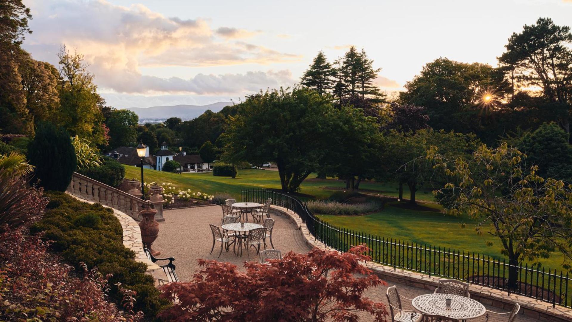 The Culloden Estate And Spa Holywood  Exteriér fotografie The Terrace at the Old Vic