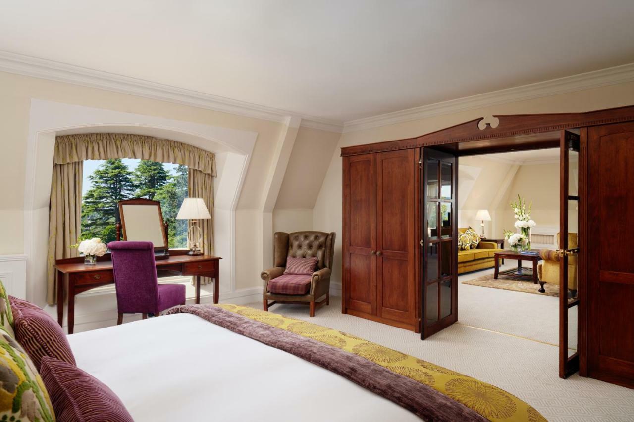 The Culloden Estate And Spa Holywood  Exteriér fotografie A suite at the hotel